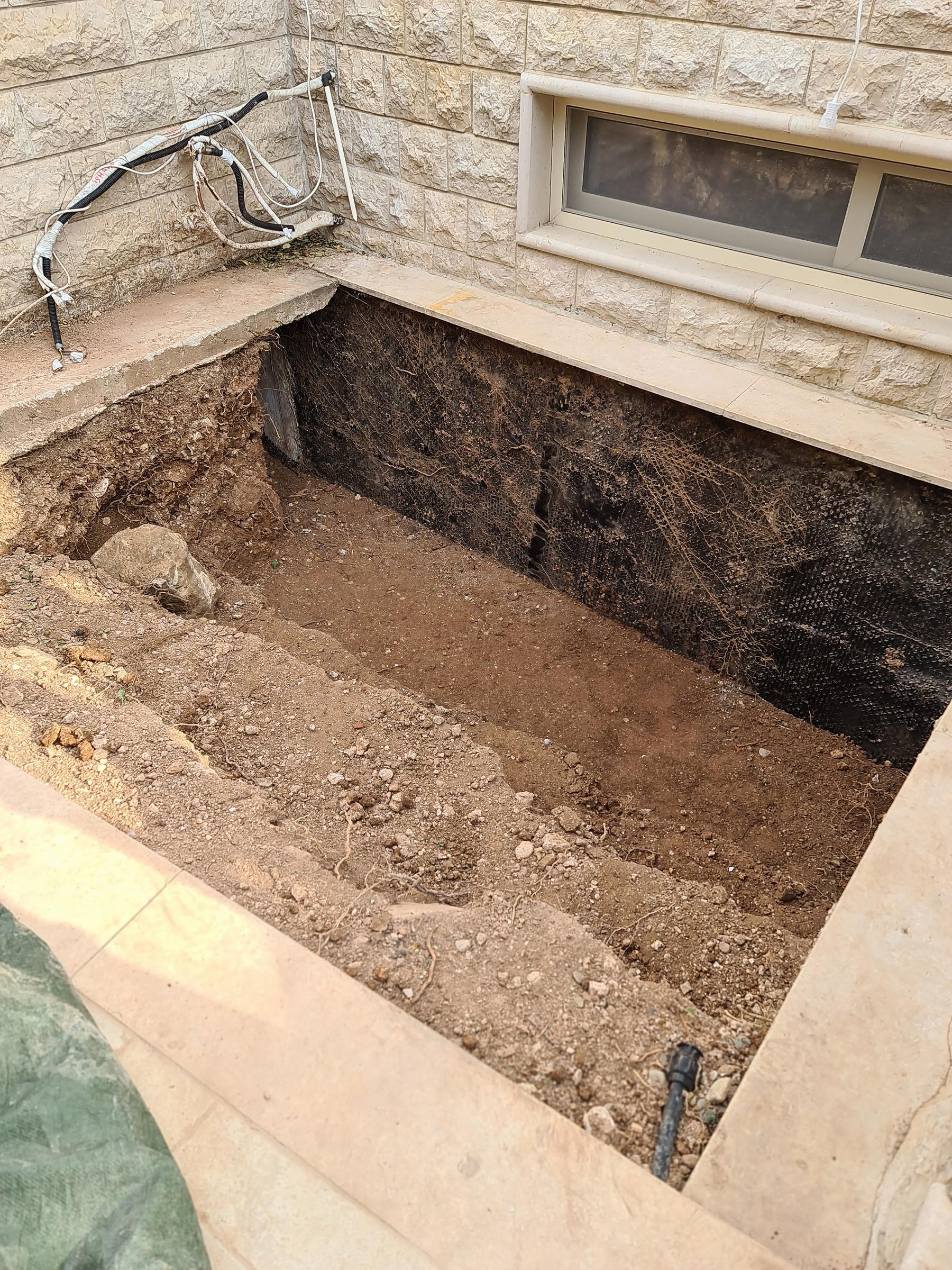 Waterproofing and insulation in Paphos, Cyprus | Гидроизоляция стен в Пафосе, Кипр